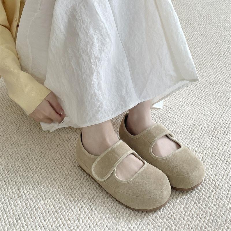 Fashion Female Ethnic Style Loafers Women Flats Vintage Mary Jane Shoes Elegant Retro Fashion Comfortable Leather Stitching Sneakers