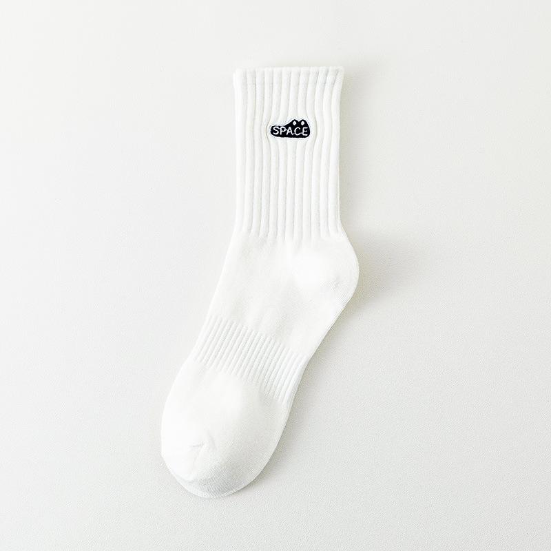 

Чоловічі осінньо-зимові трендові однотонні спортивні вишиті високі шкарпетки-труби з бавовни 1 pair білий