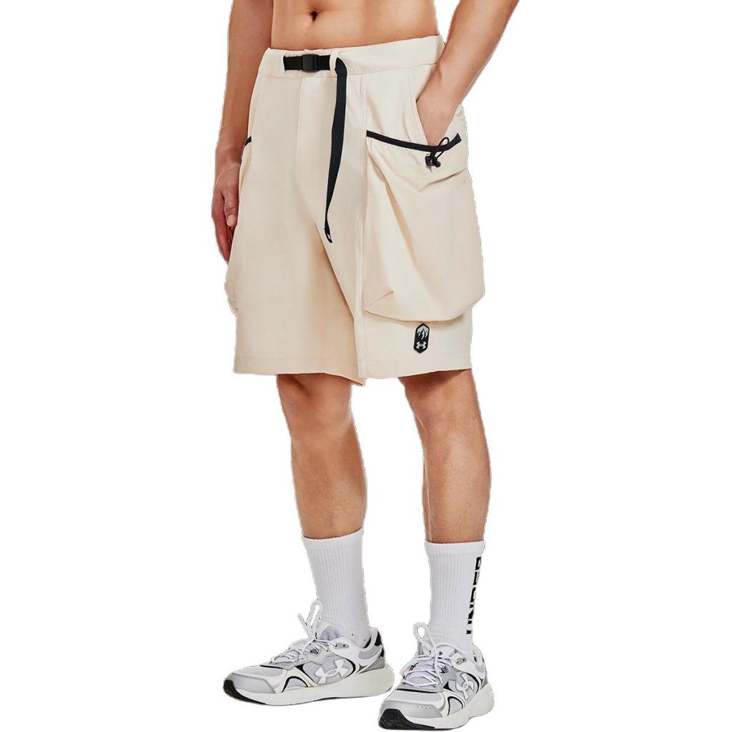 Under Armour Série Outdoor Urbain Patch Logo Short Cargo Décontracté Ample Homme Bas Beige 1387985-280