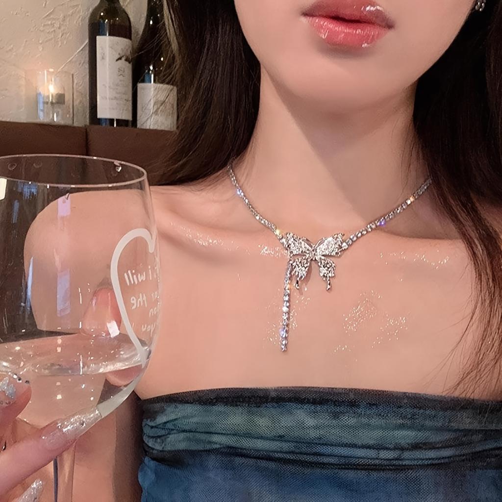 1pc Elegant Y2K Style Butterfly Pendant Rhinestone Necklace for Women Sparkling Chain Jewelry for Daily Wear & Party Accessories