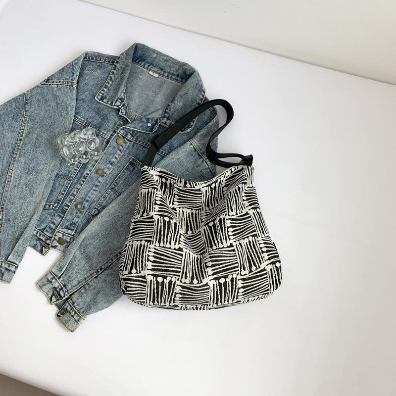 Cloth bag 2025 autumn new large-capacity canvas high-value plaid wide shoulder strap single shoulder messenger tote bag