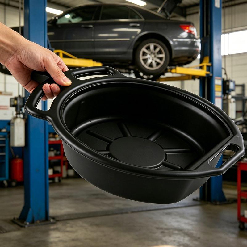 Large Coolant Drain Pans Chemical Resistant Design Plastic Anti Splash Oil Pans Anti Splash Baffles Large Spout for Easy Pouring