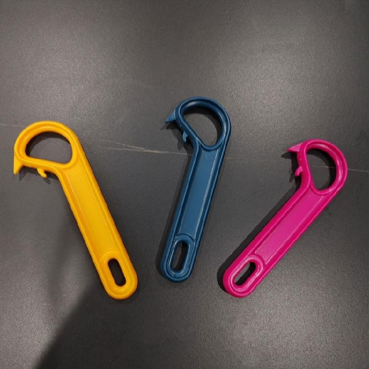 Manual Tin Can Opener Drink Beer Beverage Can Opener Plastic Ring Pull Can Tin Opener for Elderly Family Easy to Use