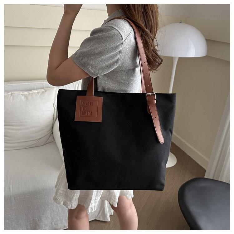 Spacious And Stylish 2024 New Women's Commuter Tote Bag In Soft Canvas Design
