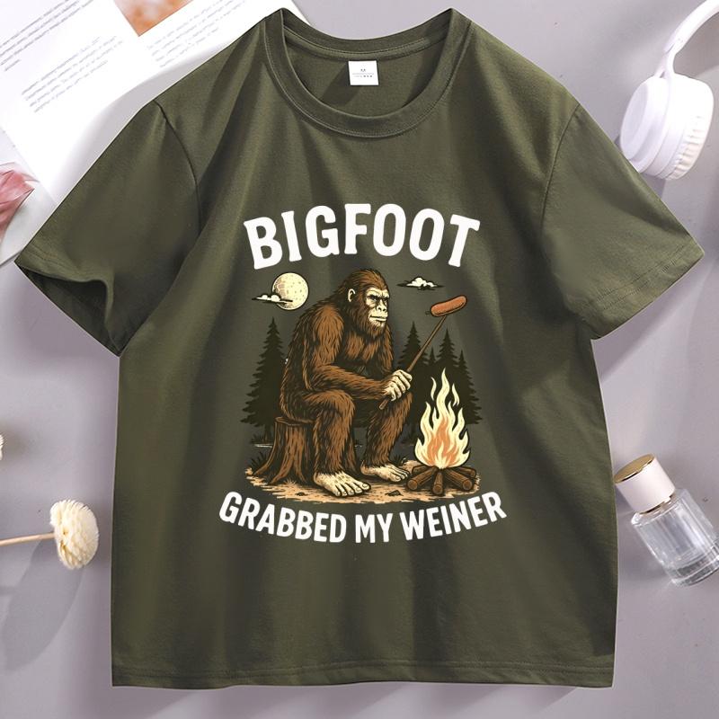 Bigfoot Grabbed My Weiner T Shirt Campfire Sasquatch Tshirt Bigfoot Camping Tshirt Breathable Casual Round Neck Male Tees