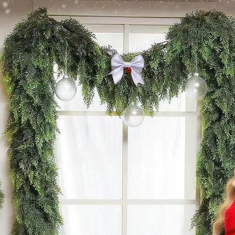 150cm 59.05 Inches Festive Decoration Sturdy Holiday Decor Indoor Outdoor Decor Long-lasting Holiday Decor Lifelike Cedar Leaves