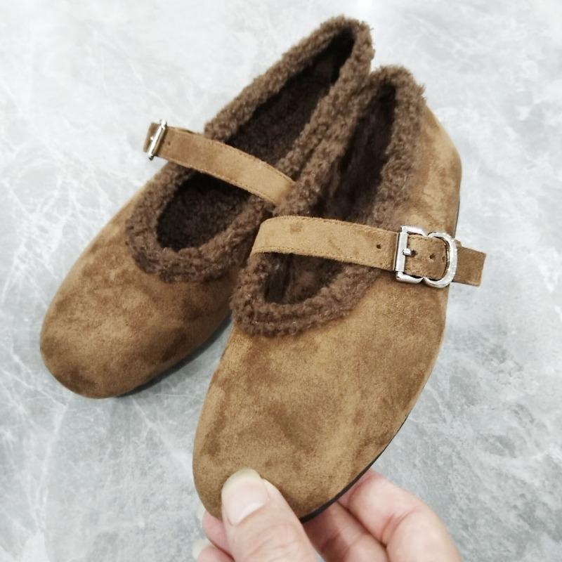 Mao Mao shoes women's soft sheepskin fur integrated Mary Jane suede one-word buckle with flat bottom retro velvet warm shoes