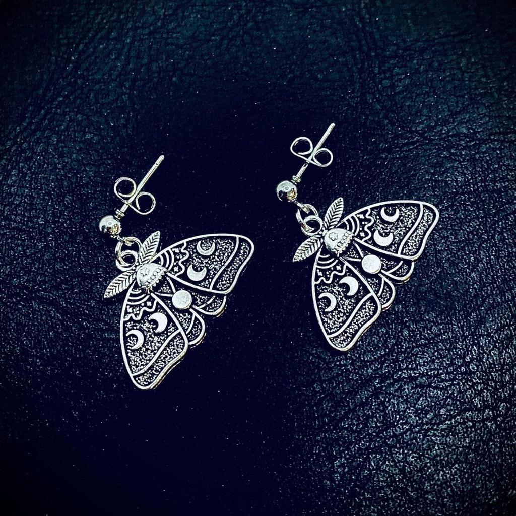 Gothic Antique Silver Moth Moon Phase Teardrop Jewelry Accessories