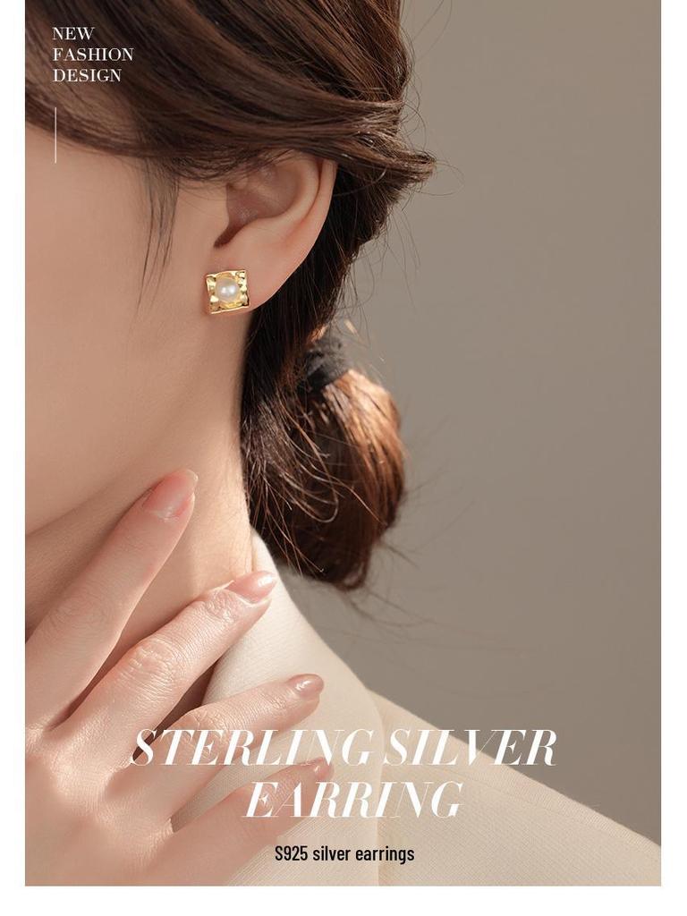 Banyan Tree S925 Silver Geometric Shell Pearl Earrings - Korean Trendy Niche Style