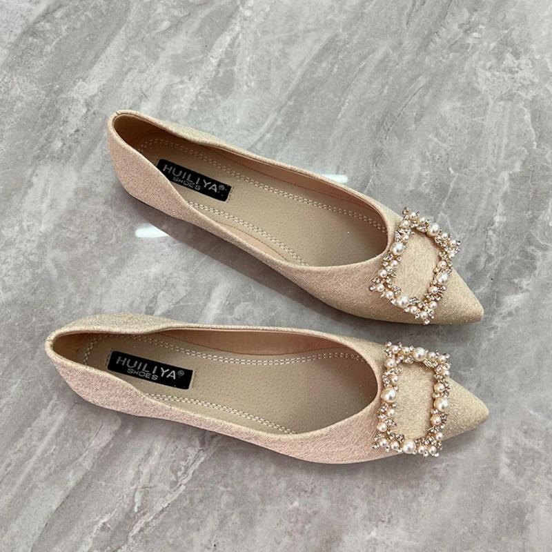 Fashion Pointed Toe Diamond Rhinestone Black Low Heel Elegant Woman Flats with Crystals Shoes for Women Clothing Trend 2025 High Quality