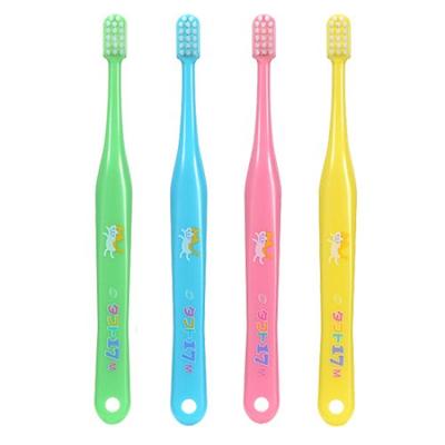 Oral Care Tuft 17 Toothbrush Medium Assorted 25 Pieces (M)