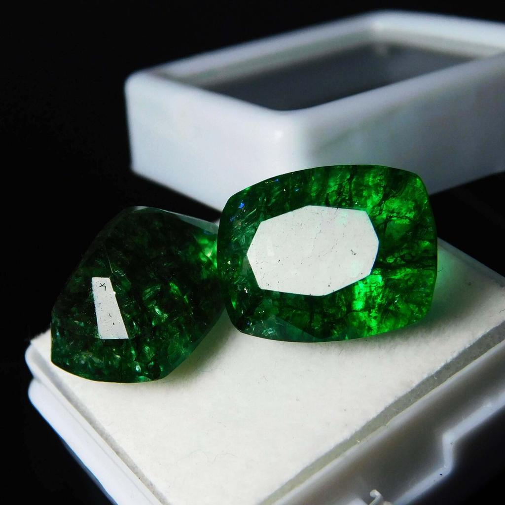 Natural Green Muzo Emerald 19.6ct Cushion Cut Certified Loose Gemstone