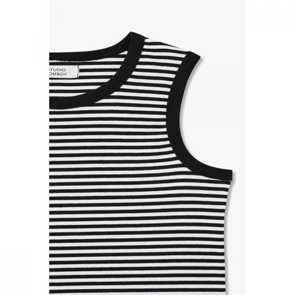 STudio Tomboy Round Neck Sleeveless T shirT  9176222983ar 