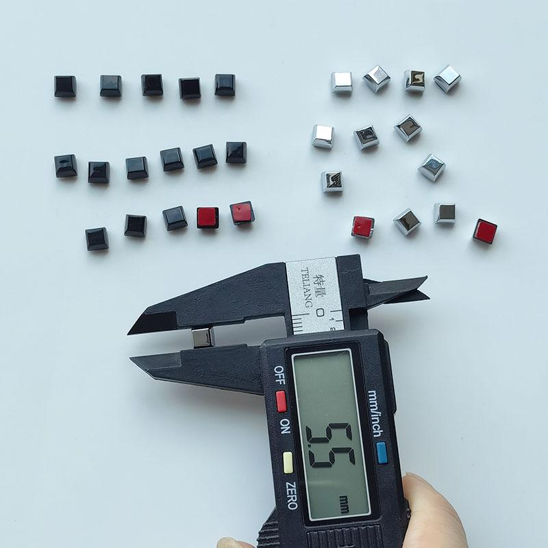 2.3cm DIY Alphabet 3D Sharp Letters Numbers Heart Dot ABS Emblem Car Trunk Nameplate Logo Sticker for Any Cars (Price for 1pc)