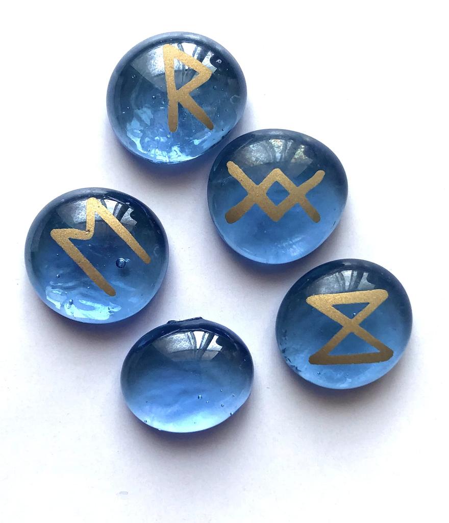 Rune Mini Set of Rune Meanings with Japanese Tarot Fortune Telling for Beginners [Genuine Product] [List Sheet]