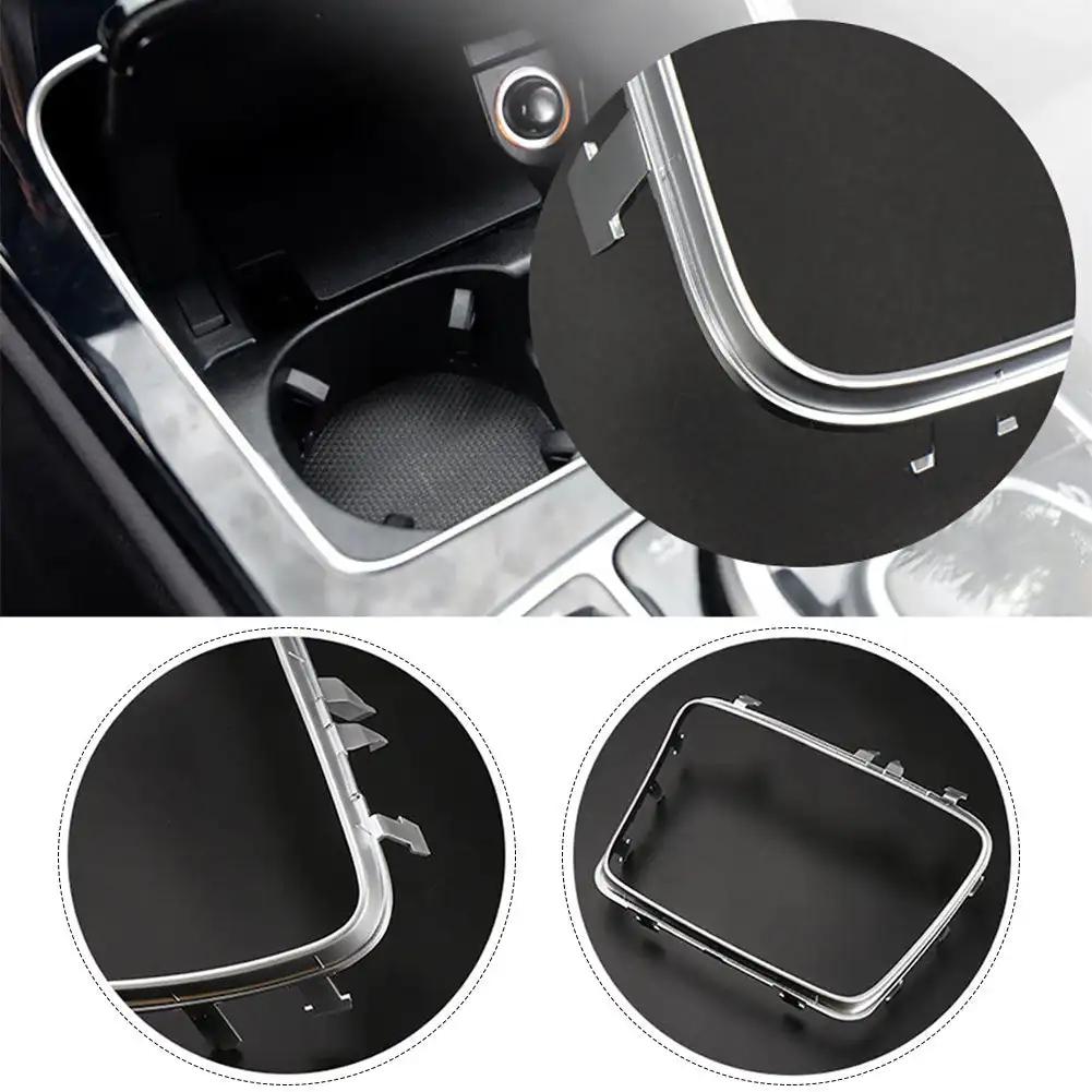 Ozdobný kroužek pro držák kelímku na vodu do auta pro Mercedes Benz C Class W205 GLC W253 2056830900 EE Class W213 2015-2020