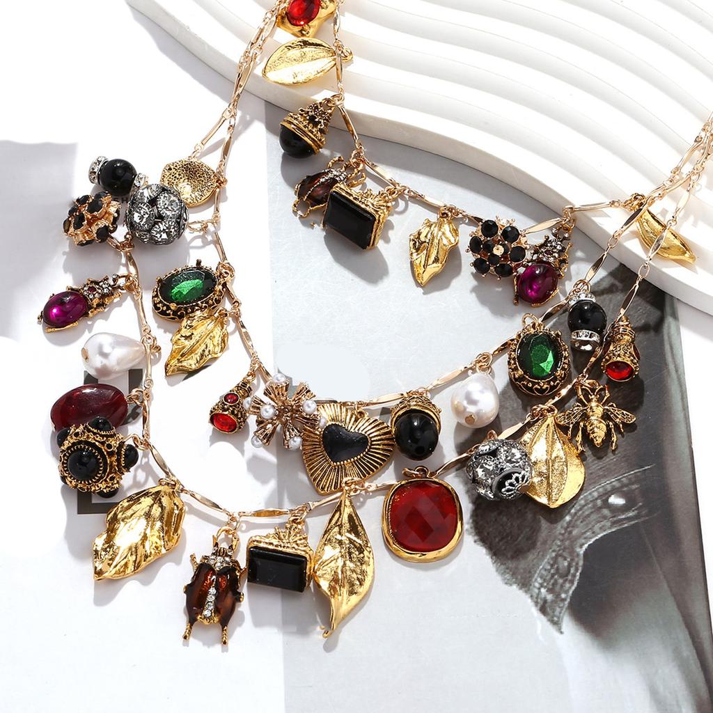 Multilayer Heart Leaf Insect Flower Pendant Necklace Contemporary Layered Necklace With Heart Leaf And Floral Patterns