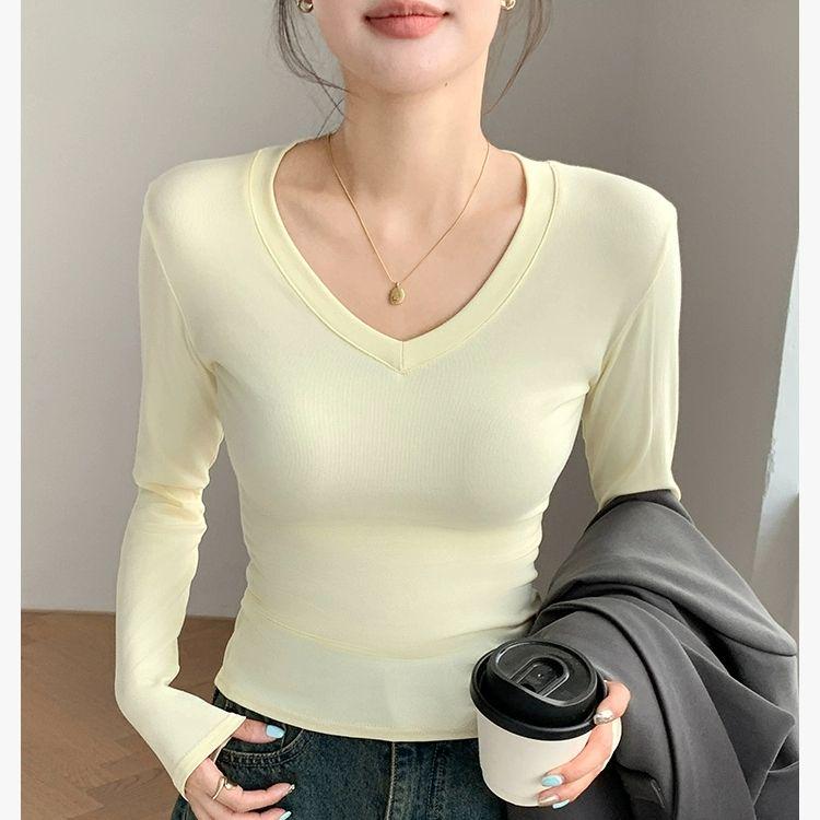 

Женский высококачественный топ с V-образным вырезом и длинным рукавом, слим-фит - Коллекция Весна 2025 Medium абрикосовый