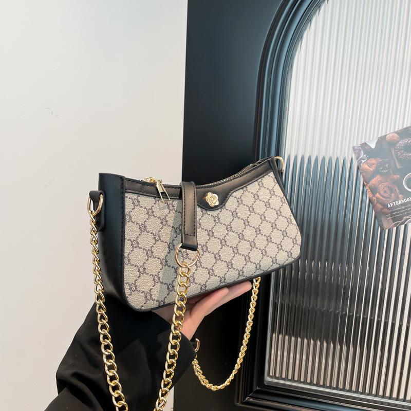 Retro Women's Bag New Texture French Underarm Bag Simple Fashion Niche Design Casual Personality Shoulder Small Square Bag