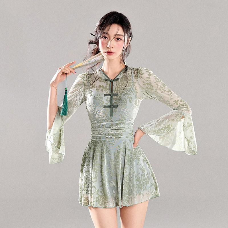 

Swimsuit Female Fairy Conservative New Chinese Style High-end Belly-covered Small Breasts Gathered Long Sleeves Hot Vacation M зелёный