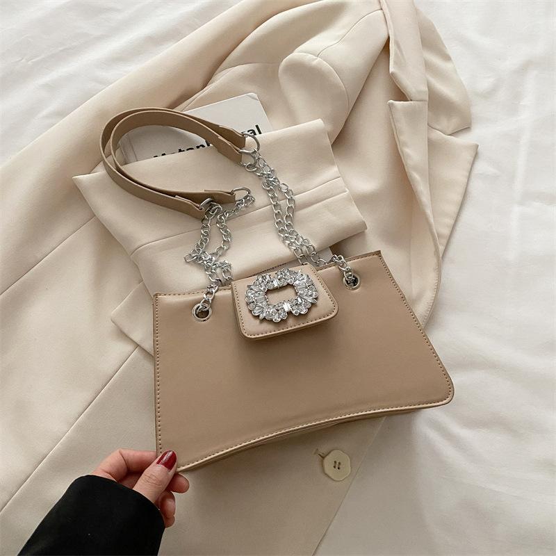 Torba wysadzana diamentami damska lato 2025 nowa modna niszowa torba pod pachę wszechstronny łańcuszek na jedno ramię listonoszka