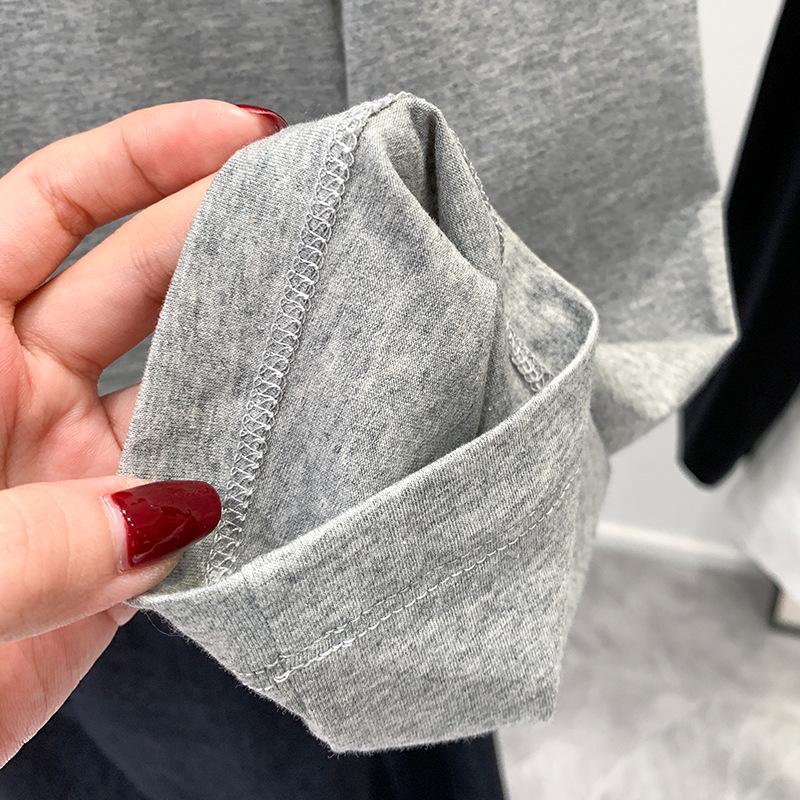 Women's Off-Shoulder Long-Sleeve Black Top - Autumn/Winter Loose Fit T-Shirt