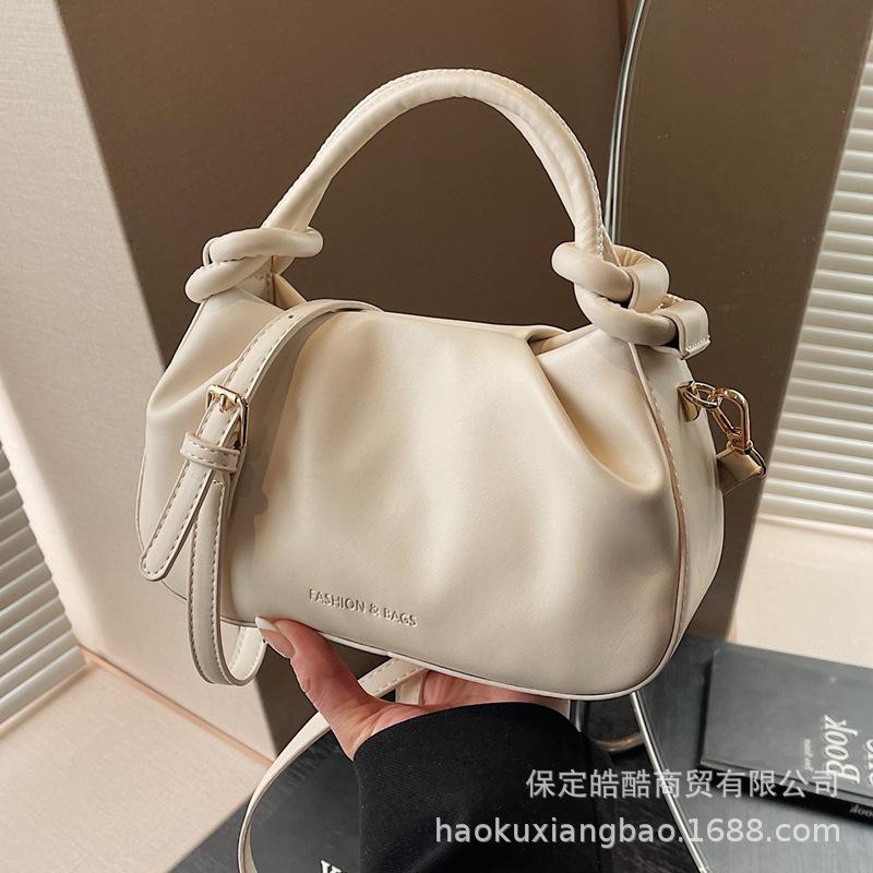 Premium Texture Handbag Handbag Women's Winter 2025 Popular Casual Versatile Shoulder Bag Messenger Bag