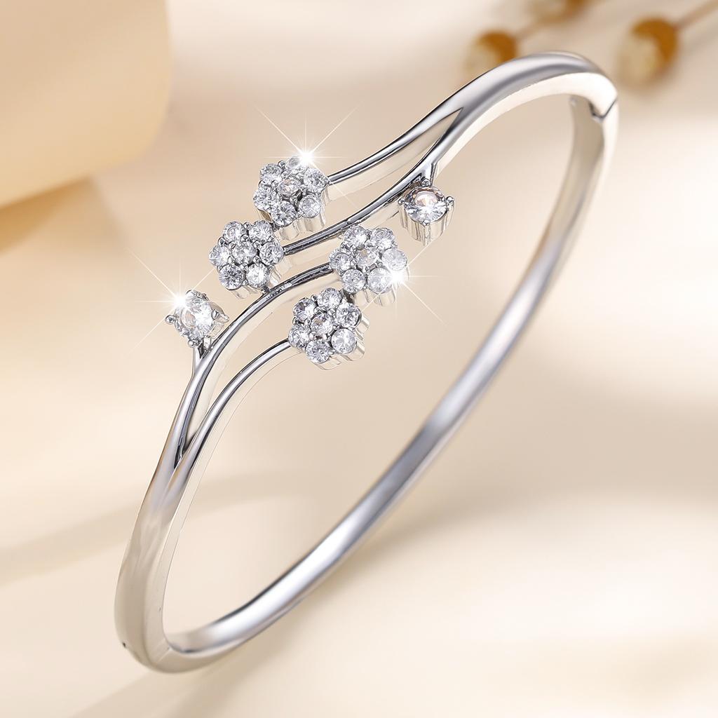 Super Fairy Flower Zircon Women's Fashionable, High-end and Versatile Temperament Jewelry Bracelet