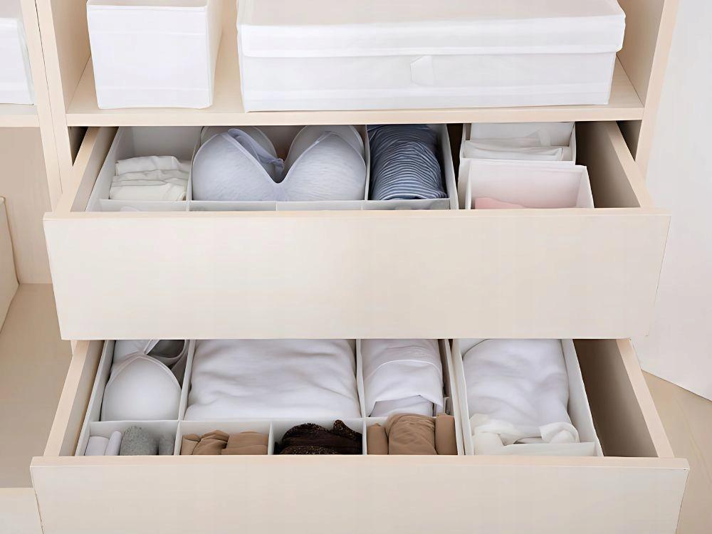 Box 7 31007 White (48)