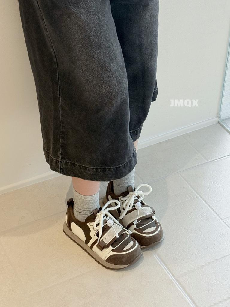 2025 autumn popular fashion casual versatile Forrest Gump shoes women light comfortable not tired foot lace-up retro sports shoes