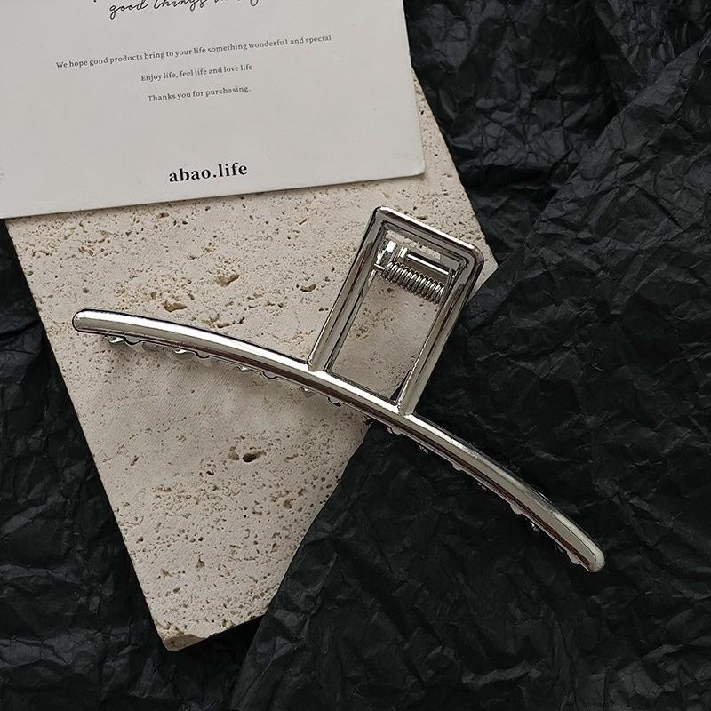 

Korean High-End Metallic Silver Asymmetrical Claw Hair Clip