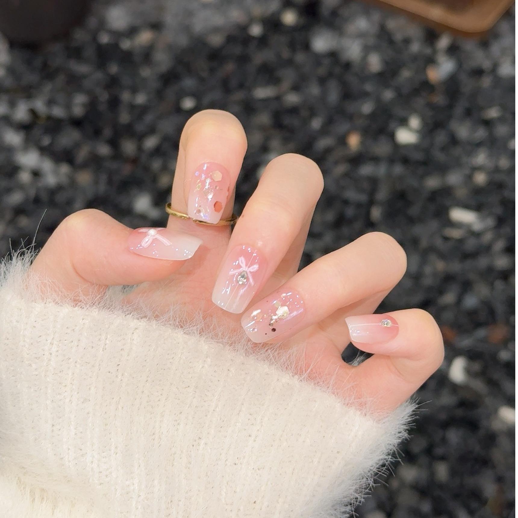 

Xiaohongshu Influencer Q Bow Sweet Pink Cat Eye Cute Peach Style Handmade Wearable Nail Art Small S