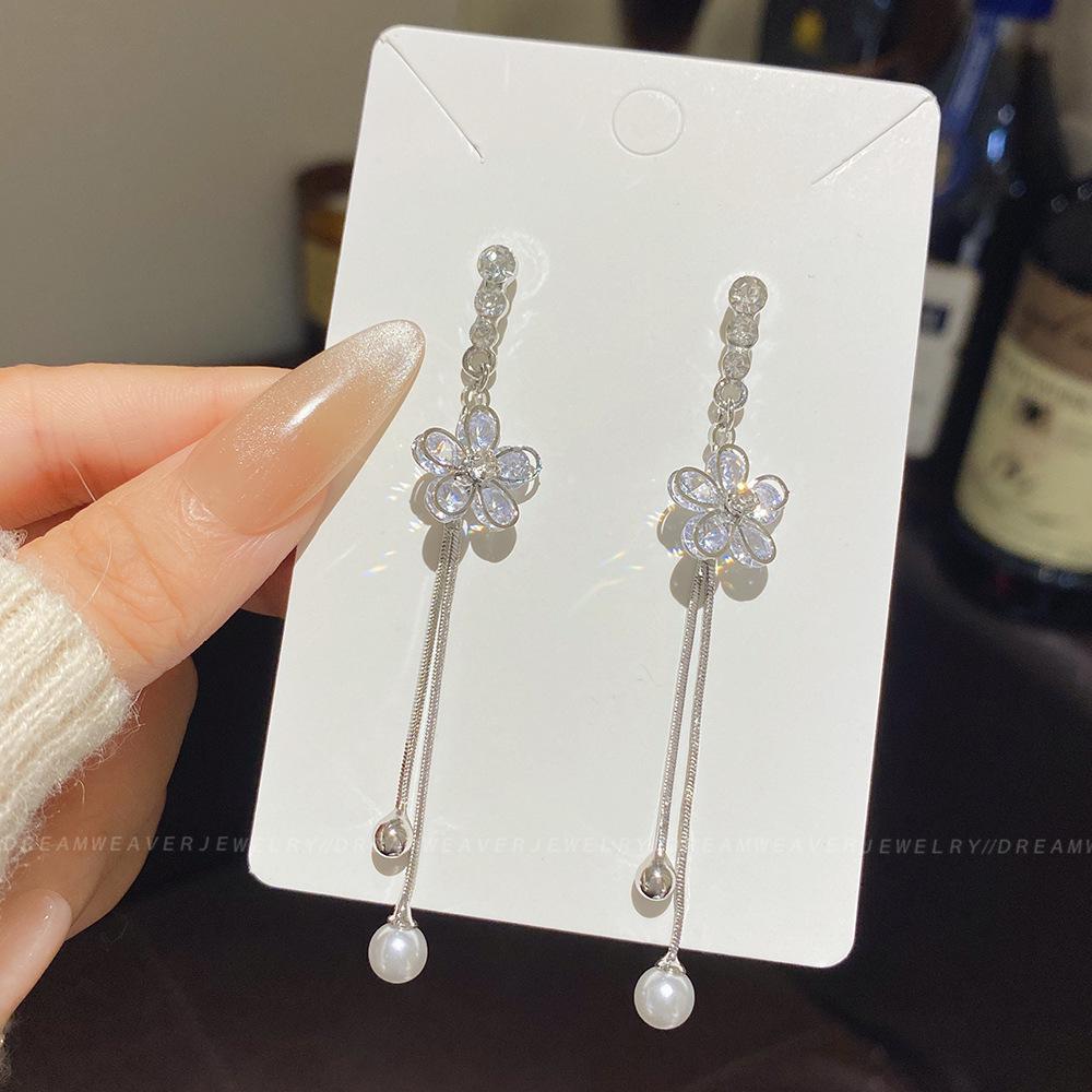 925 Sterling Silver Full Diamond Tassel Earrings – High-End European & American Style, Super Shiny, Luxurious Ear Jewelry for Women.