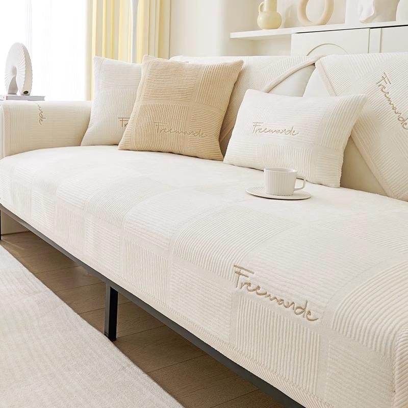 

Nordic Simple Plush Non-Slip Sofa Cover Universal Backrest Towel JUEoth Cushion for All Seasons 70*70cm