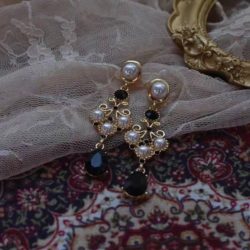 Black Stud Mandala Baroque Chic Pearl Teardrop Diamond Earrings