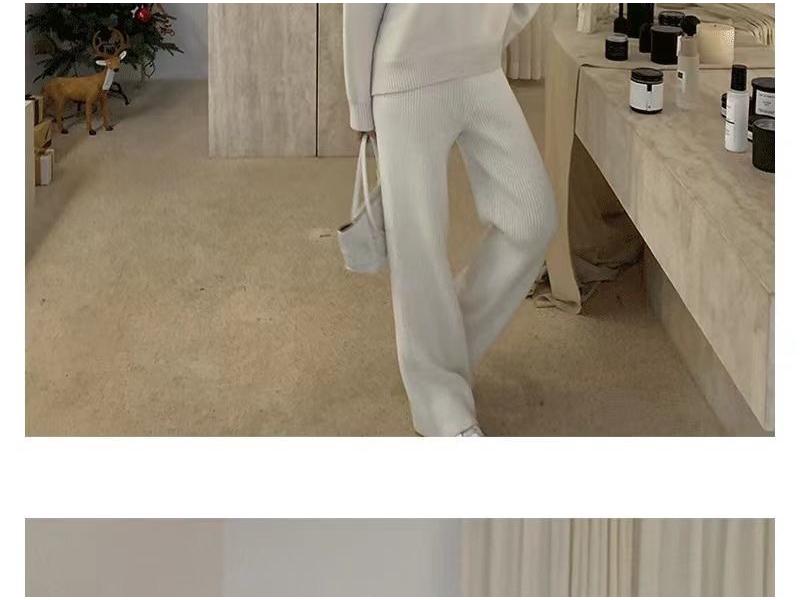 Women's Knitted Sweater: Autumn/Winter Hong Kong Style, Lazy Fit, Slimming, Thick, Versatile as Outer or Inner Wear