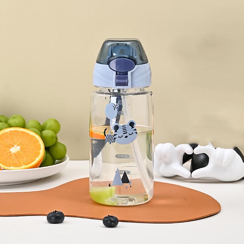 

550 мл/650/750 мл Детская бутылочка для питья с трубочкой для детского сада, креативная пластиковая бутылка с утиным клювом для самых маленьких 550ml синий