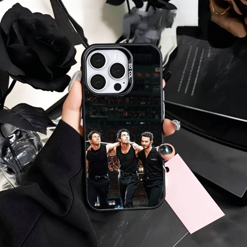 COOL Band J-Jonas B-Brothers-S Phone Case For iPhone17,16,15,14,13,12,11 Plus,Pro Max Colored Silver Plated Inside Cover