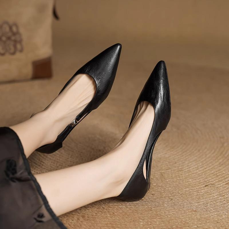 Sheepskin Version~ Hollow Flat Heel Pointed Hollow Small Single Shoes for Women's Spring and Summer New Shallow Mouth Beautiful High-end Single Shoes 