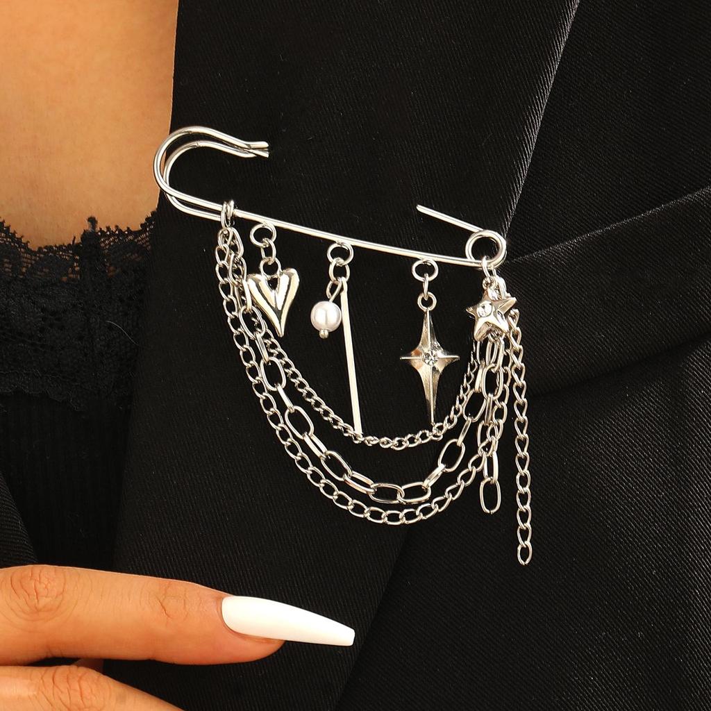 Minimalist Cross Jewelry Paperclip Chain Brooch—Unisex Punk Hip Hop Heart Pin with Tassel for Suits