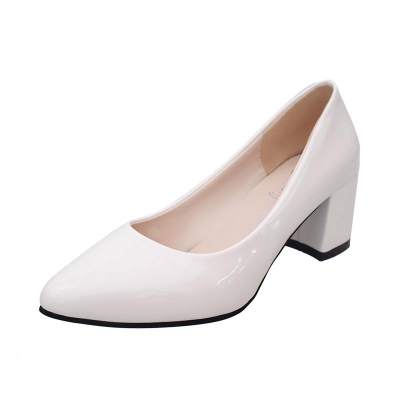 

2025 autumn new Korean version of work simple fashion high heels pointed thick heel shallow mouth one pedal temperament single shoes 34