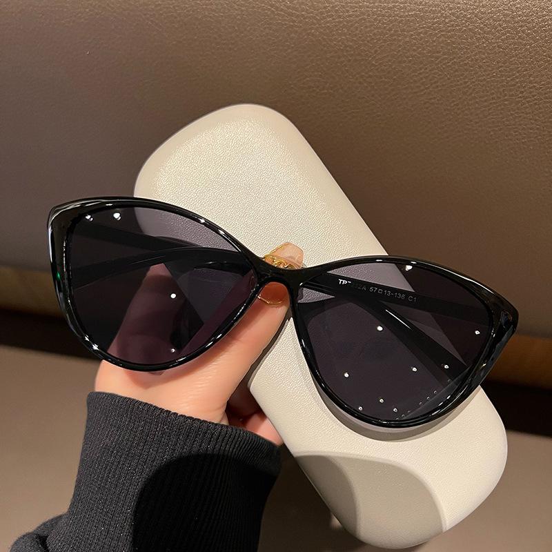 Vintage Cat Eye Blue Light Glasses for Women - Retro Korean Style Prescription Frames