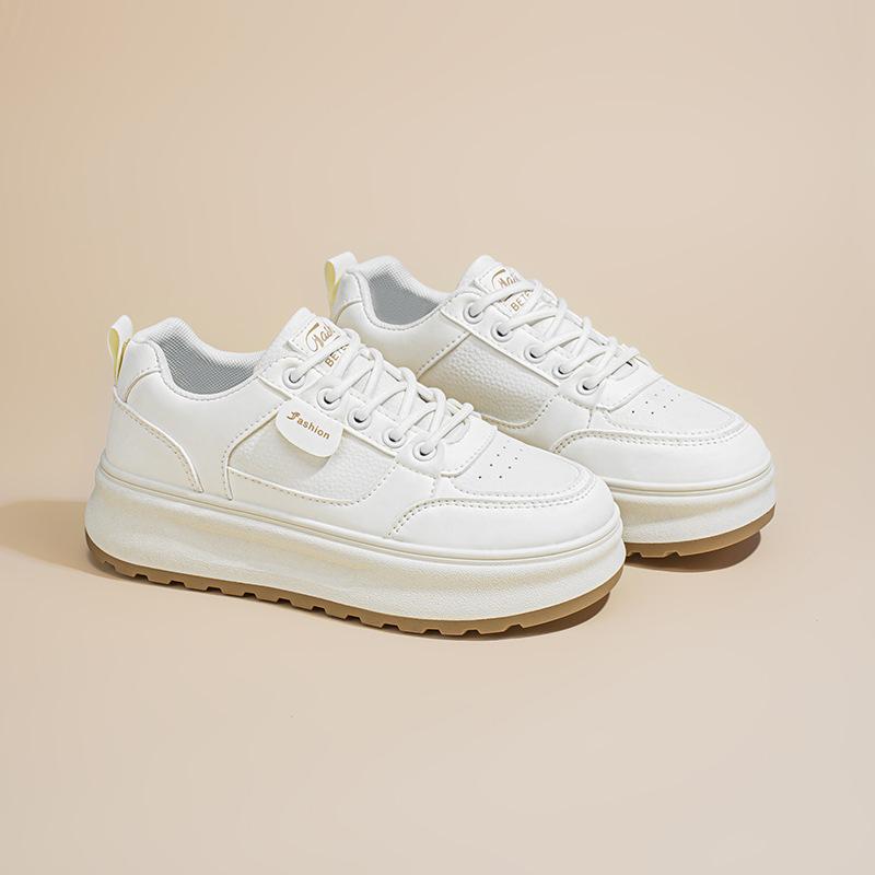 2025 spring women's shoes new breathable little white shoes women's Korean version versatile thick-soled heightening sports and leisure board shoes