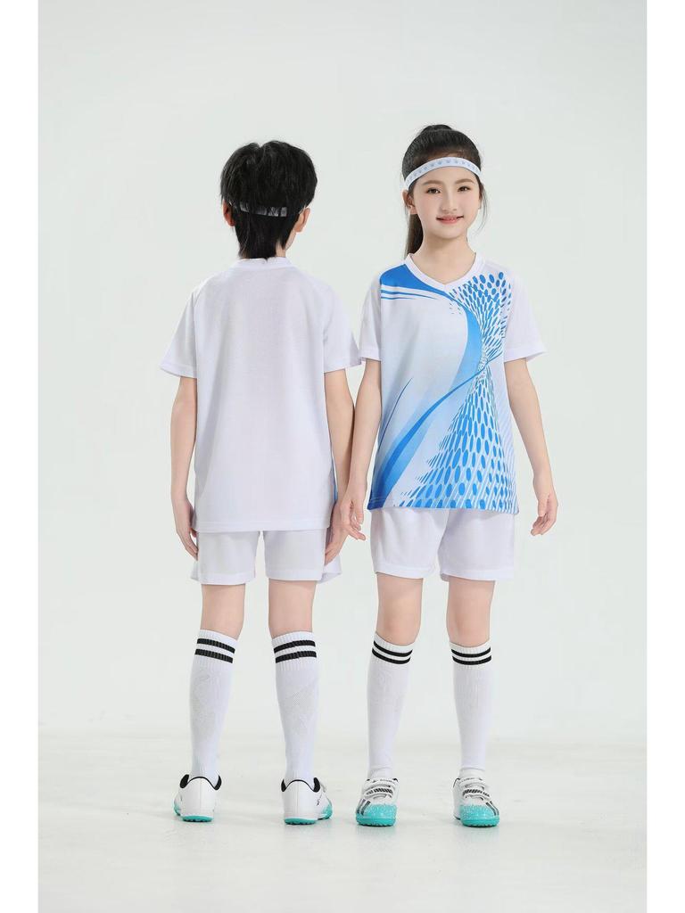 In-Stock Men's & Women's Breathable Team Football Uniform: Sweat-Wicking Jersey & Training Suit