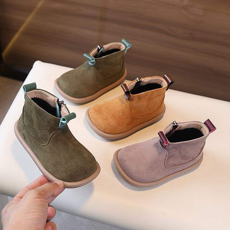 2025 Retro Kurzstiefel Herbst und Winter Neu Samt Britischer Stil Baby Martin Stiefel Vielseitig Lässig Jungenstiefel Zwei Baumwolle