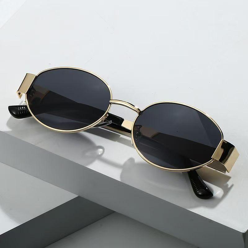 Y2K Oval Sunglasses Women Luxury Brand Metal Round Fashion Eyewear UV400 Protection Beach Accessories Shades
