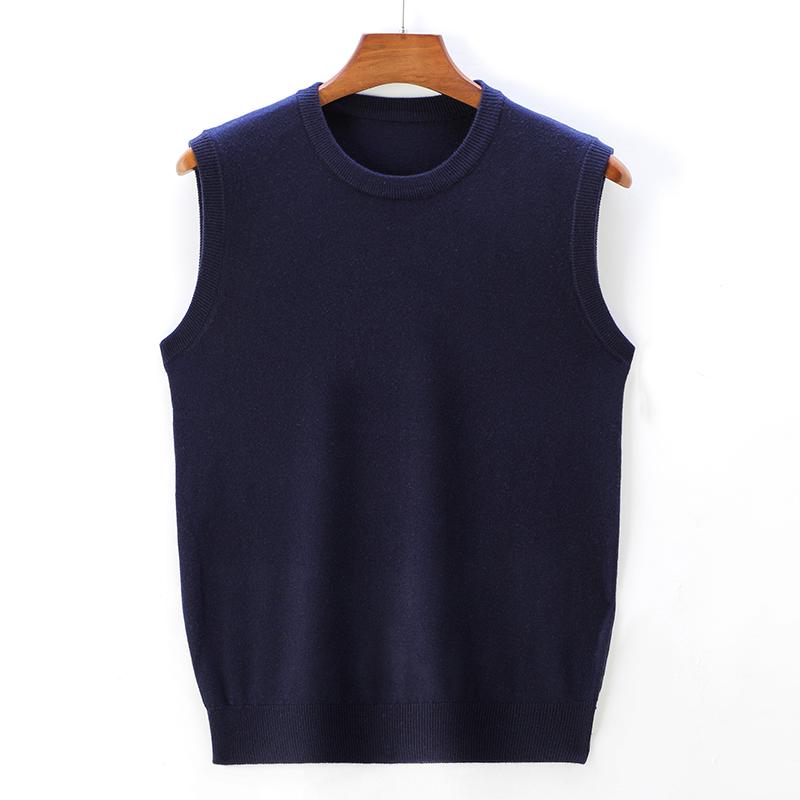 Men's V-Neck Red Knit Vest: Warm Autumn/Winter Waistcoat