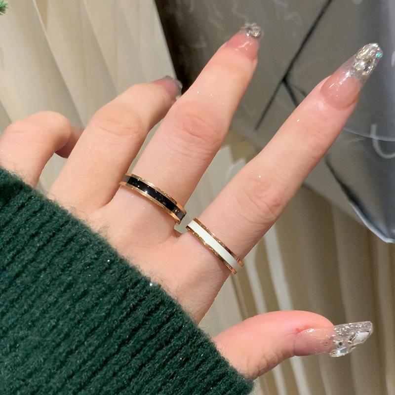 Gel-like Black & White Titanium Steel Women's Ring: Luxury Index Finger Band
