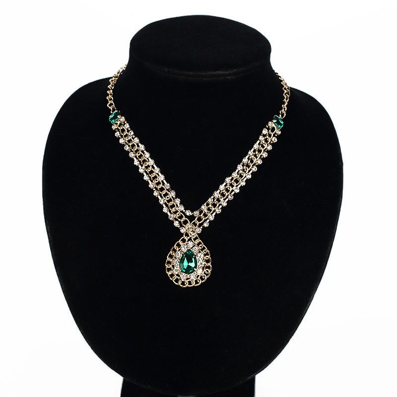 European and American Fashion Exaggerated Necklace Bride Ornament Sweater Chain Women s Factory Direct Sales N006