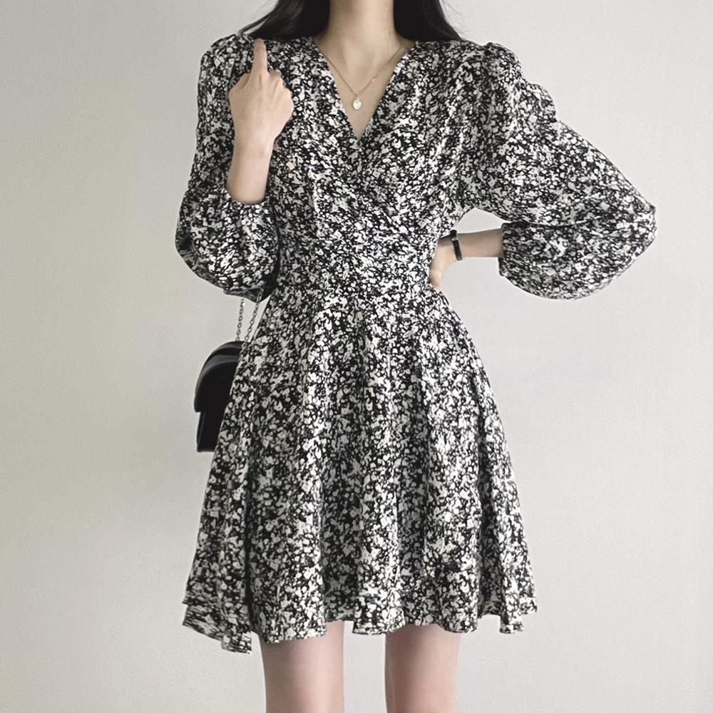 Korean Chic Autumn Retro Temperament V-neck Full Screen Floral Waist Thin Long Sleeve Small Dress Women